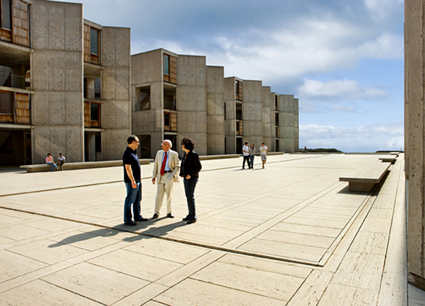 Salk Institute plaza van Louis Kahn