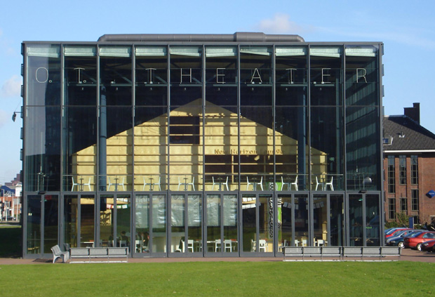 Een nieuwe bewerking van Albee. O.T. Theater brengt ‘Zeezicht’.