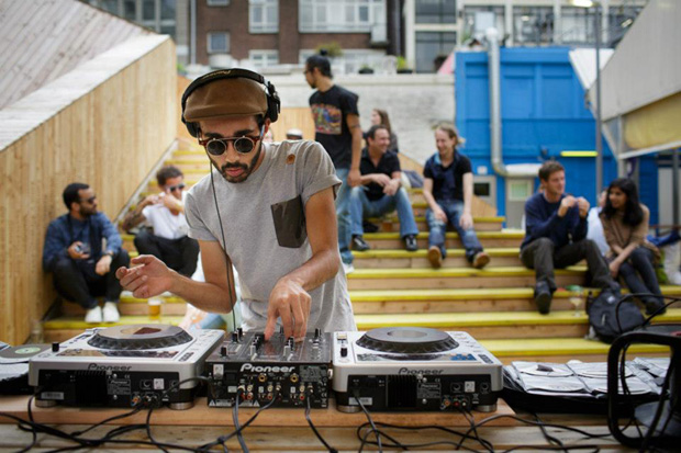 Oktoberfest op z'n Rotterdams bij Biergarten (c Fred Ernst)