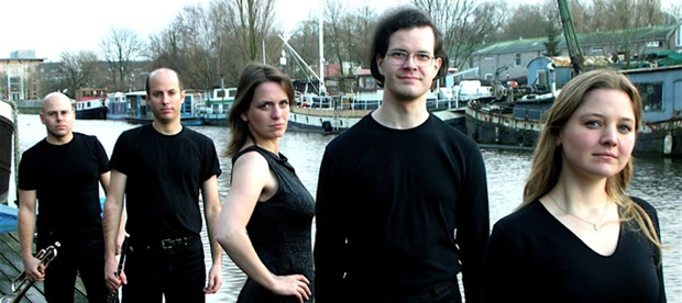 Hexnut Ensemble presenteert Wrench